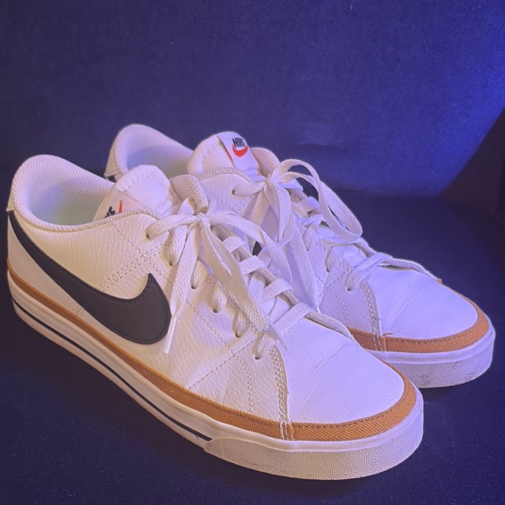Nike Women’s Court Legacy sneakers